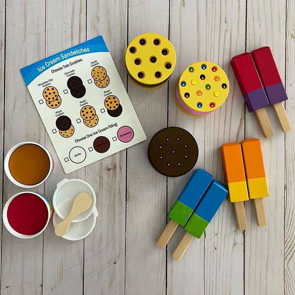Melissa & Doug Other - Melissa & Doug Wooden Cool Treats Set
